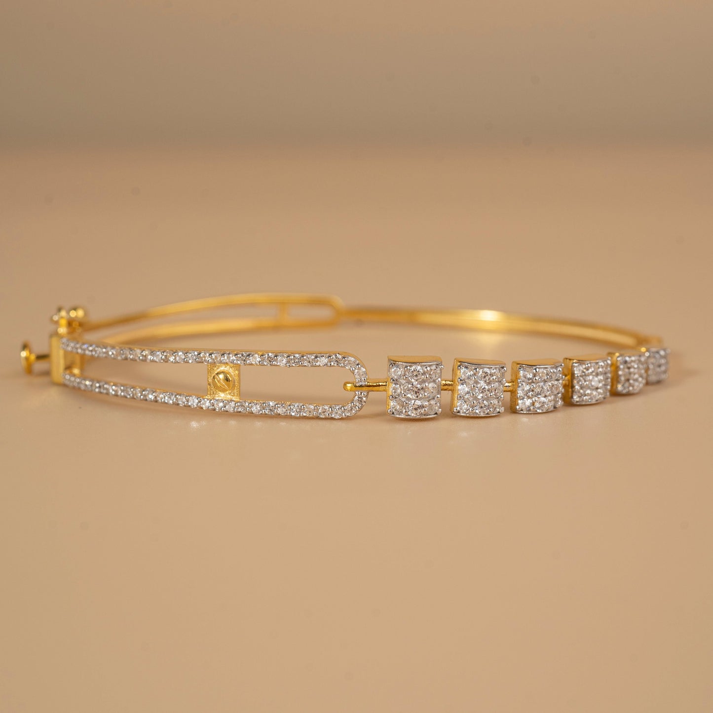 Openable Oval Dazzle Bracelet