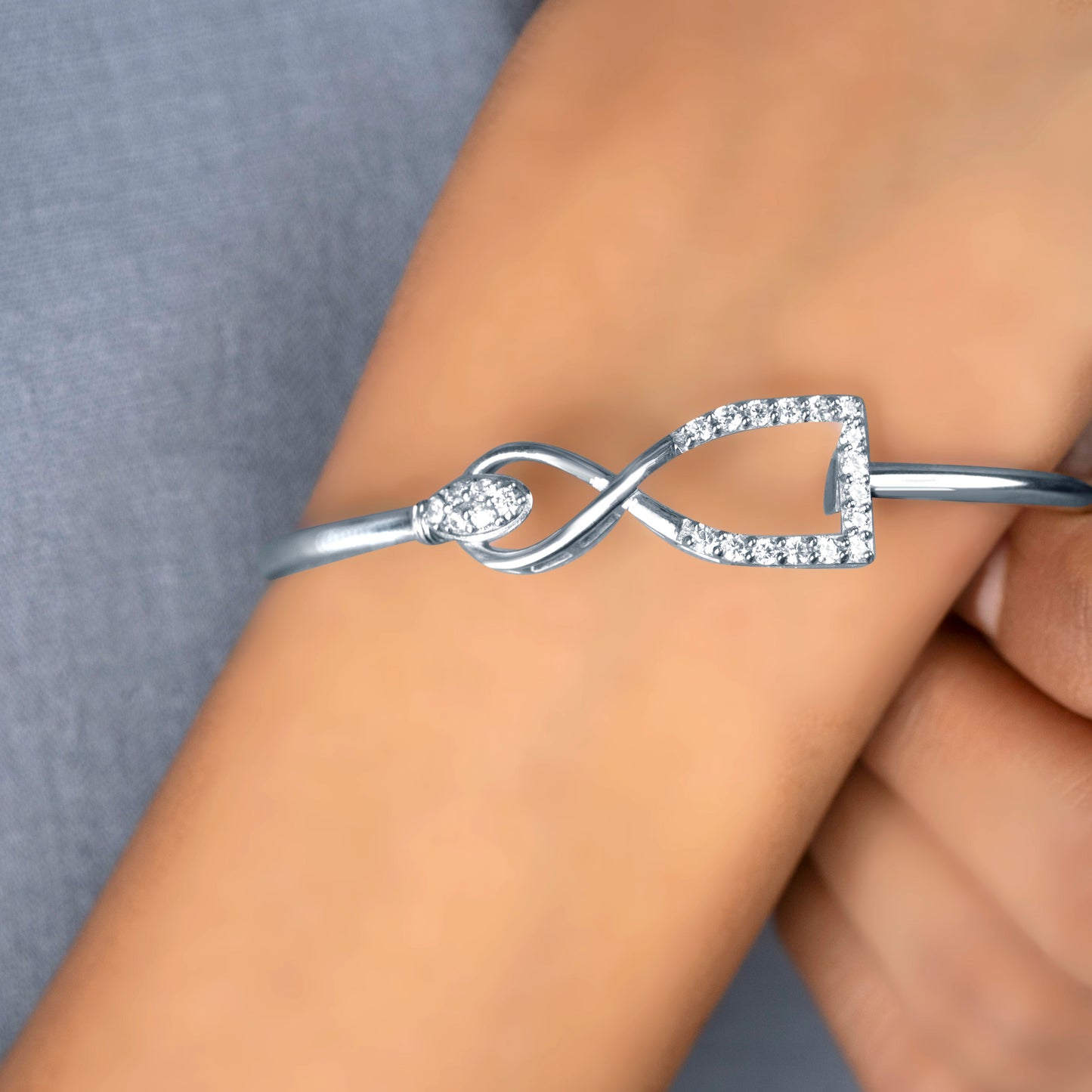 Infinity Sand Openable Bracelet
