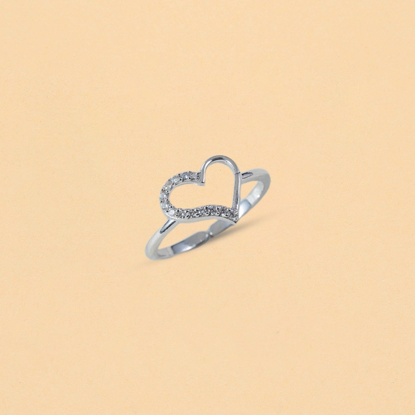 Everlasting Heart Half-Glow Ring