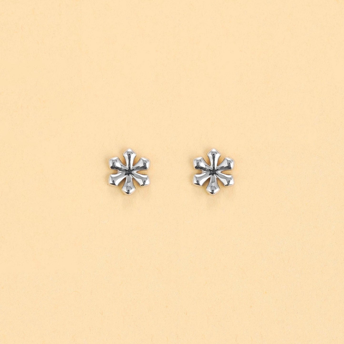 Five-Point Arrow Silver Studs