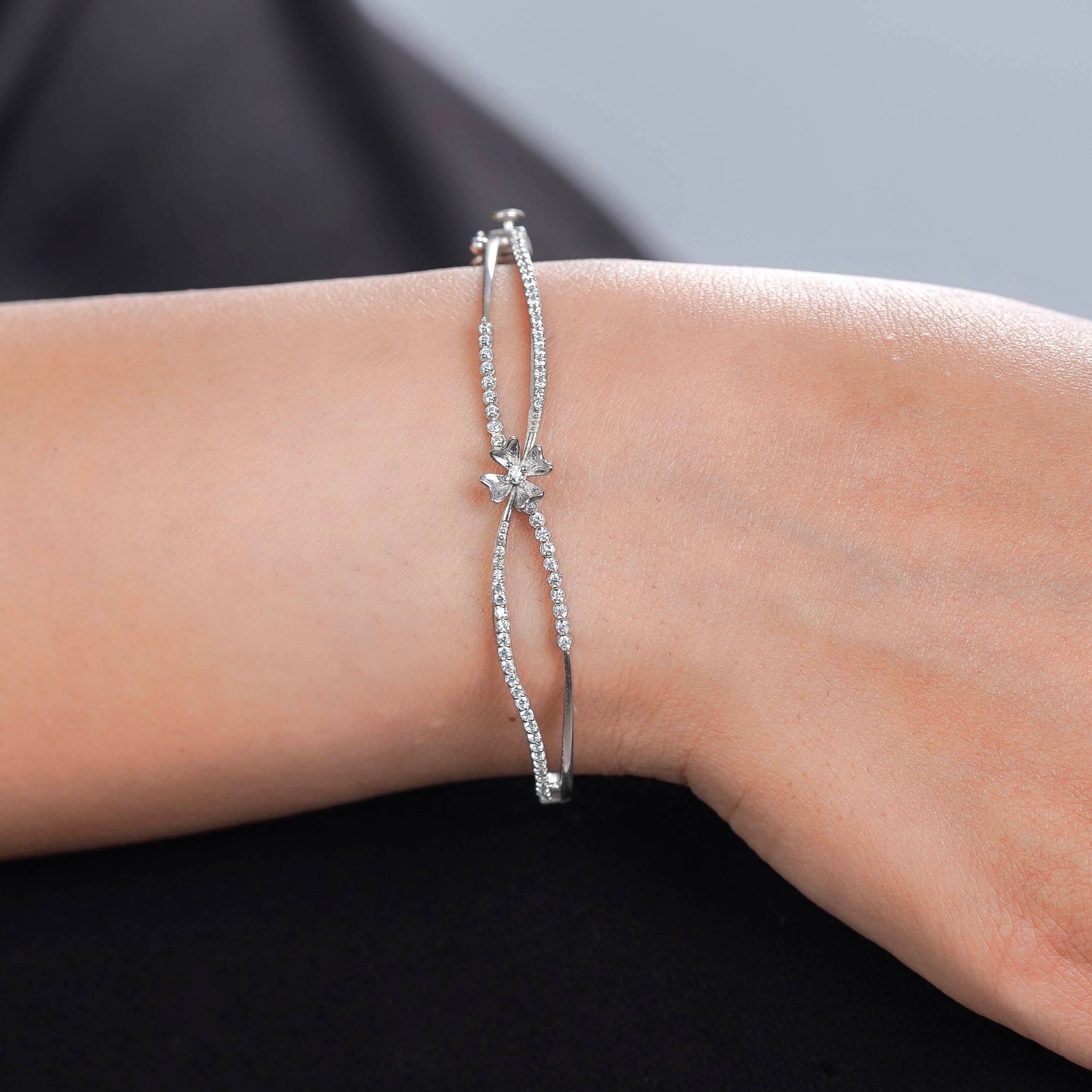 Petal Bloom Openable Silver Bracelet