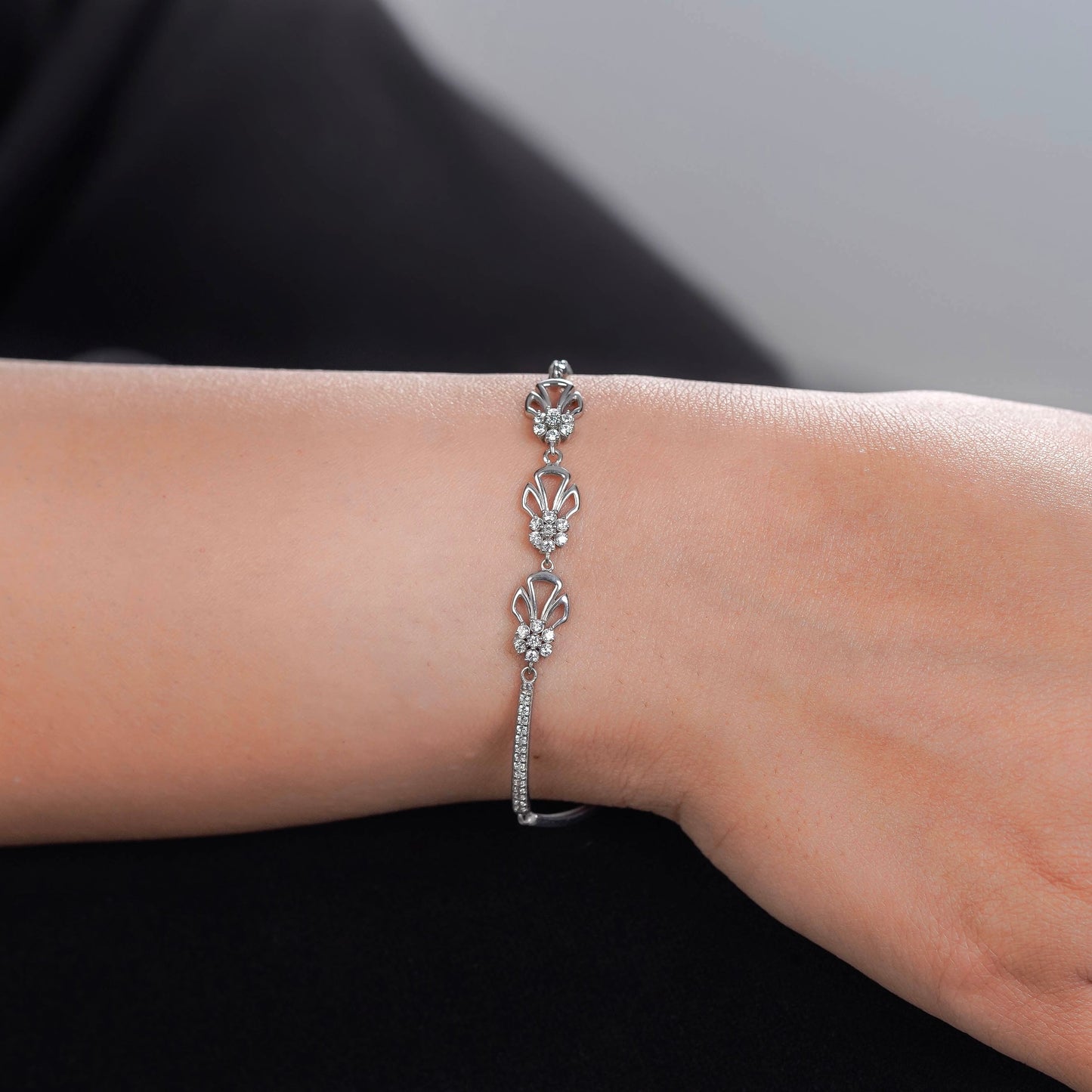 Timeless Oval Silver Bracelet