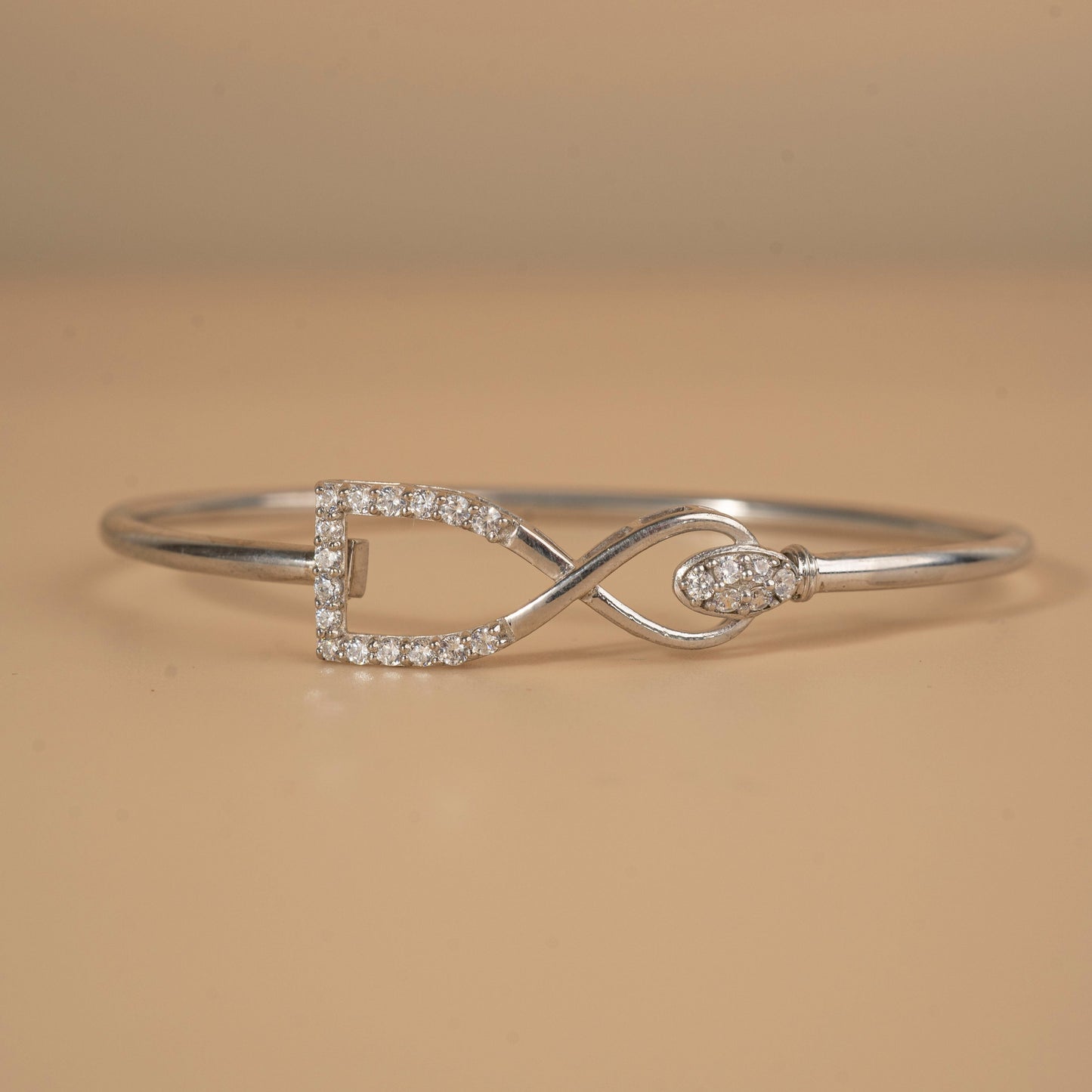 Infinity Sand Openable Bracelet